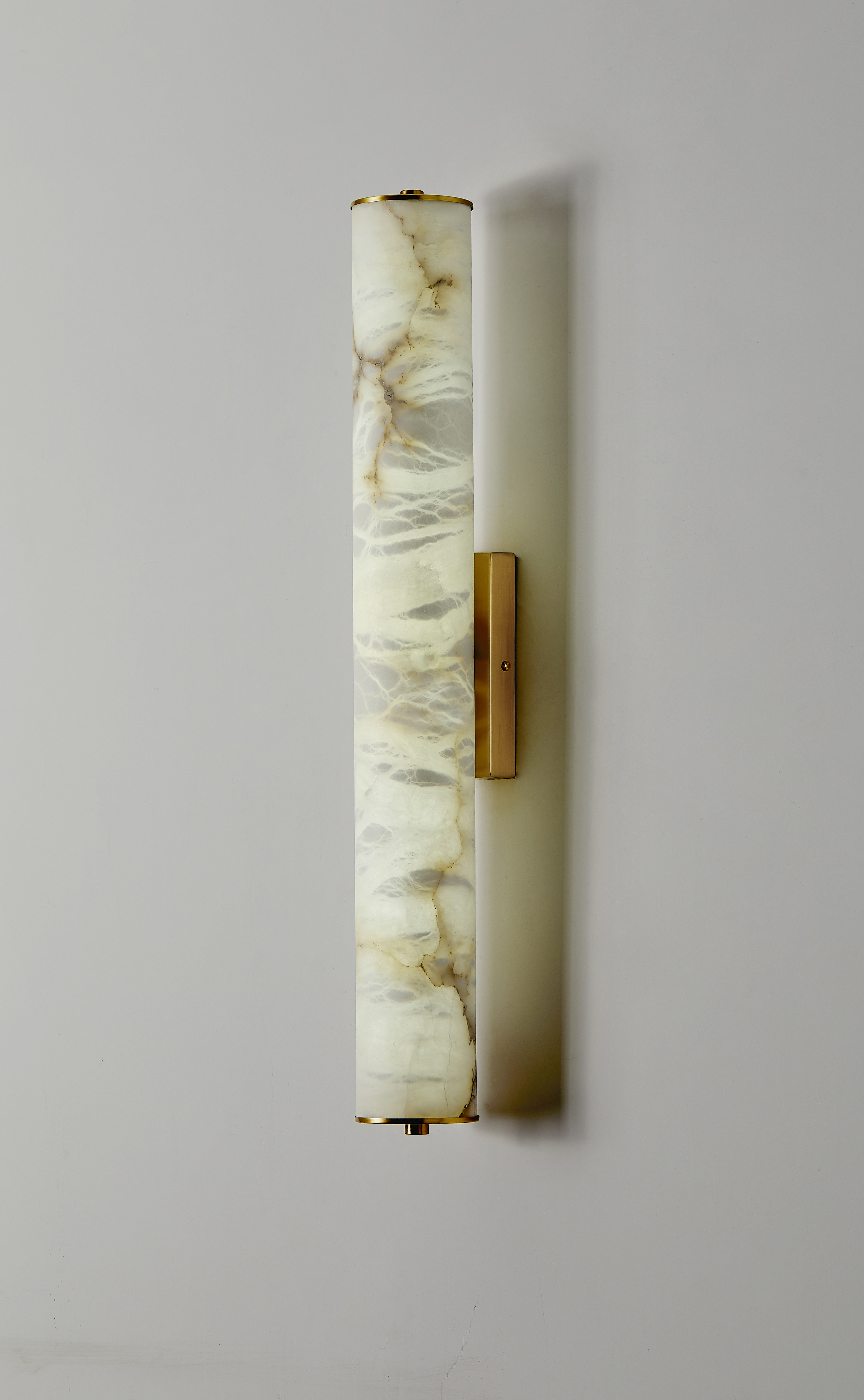 Spanish Alabaster Wall Light with Antique Brass Finish β 9W LED